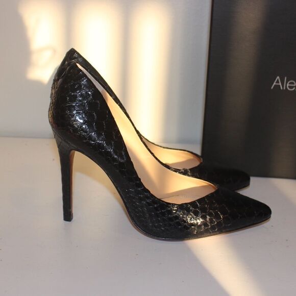 NEW Alexandre Birman fechado Salto Alto Black Heels - Picture 2 of 11